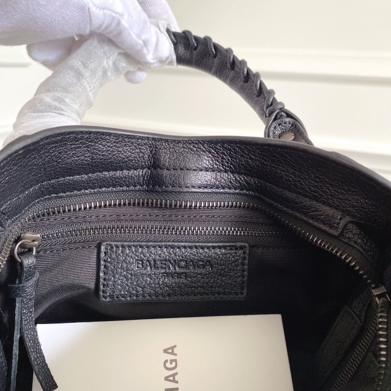 Ba1en*iaga classic city bags